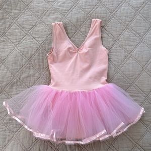 Girls Ballet Tutu size 130 (6-7)